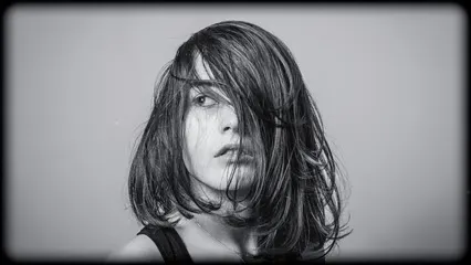 Lyra - Love Me