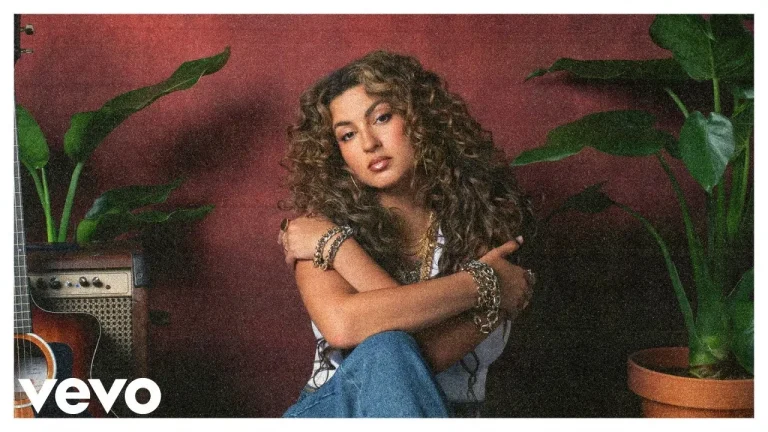 Tori Kelly - Dive
